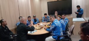 Prihatin Nasib Guru Honorer Kabupaten Garut Kategori P.
FAGAR Garut datangi DPRD.
